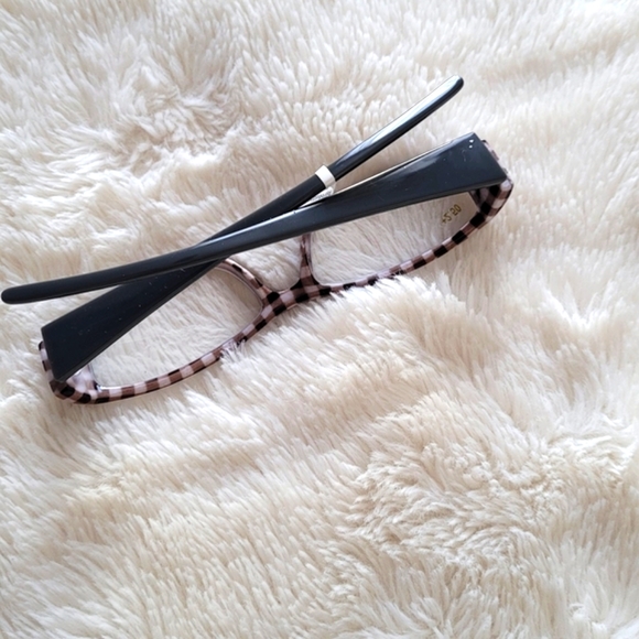 Reading classes +2.50 - Picture 3 of 4